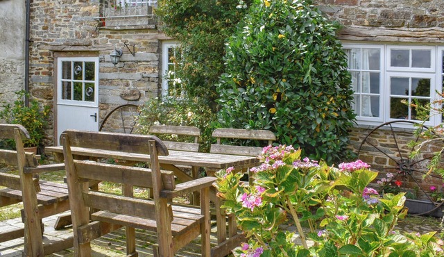 2 bedroom accommodation in Camelford