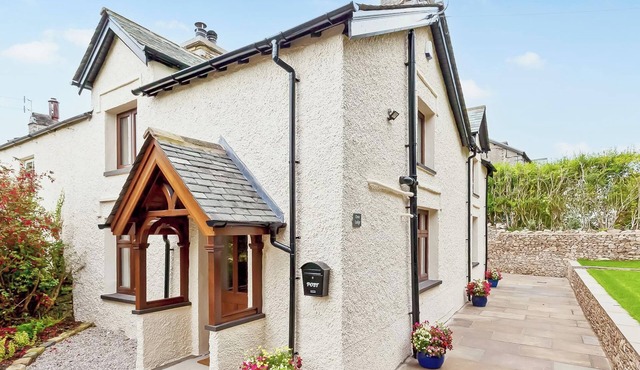 2 bedroom accommodation in Carnforth