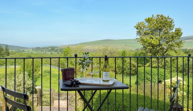 2 bedroom accommodation in Rosebush, near Narberth