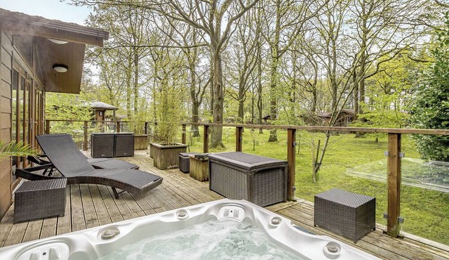 2 bedroom accommodation in Eaton, Congleton