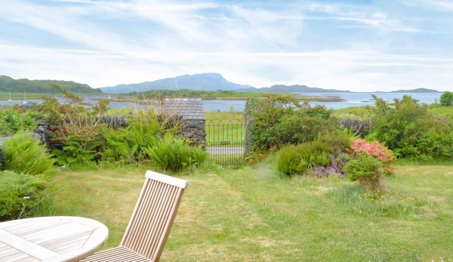 2 bedroom accommodation in Cullipool