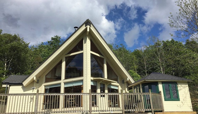 2 bedroom accommodation in Linlithgow, near Edinburgh