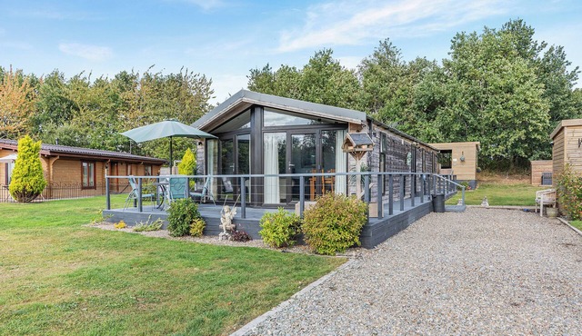 2 bedroom accommodation in Ellesmere