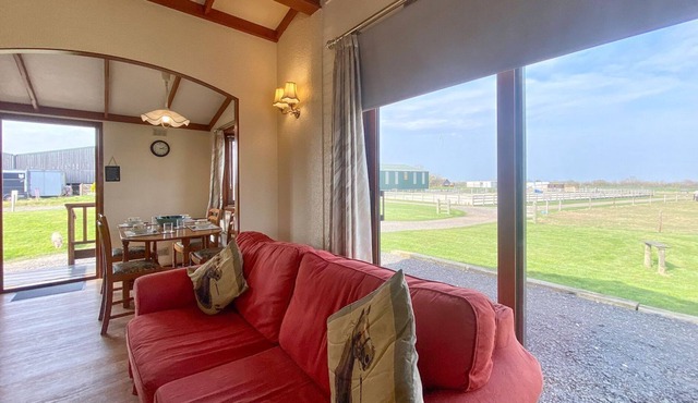 2 bedroom accommodation in Faringdon