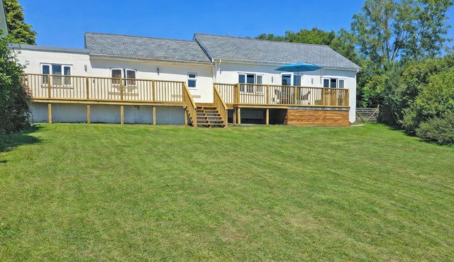 2 bedroom accommodation in Kentisbury, near Barnstaple