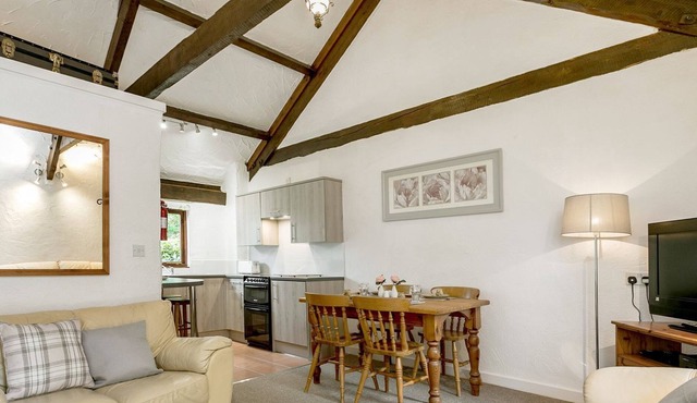 2 bedroom accommodation in Country Ways, Little Knowle Farm