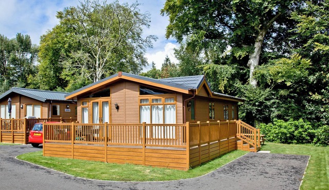 2 bedroom accommodation in Lanlivery