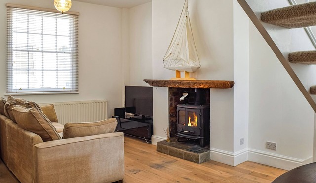 2 bedroom accommodation in Crosby, near Liverpool