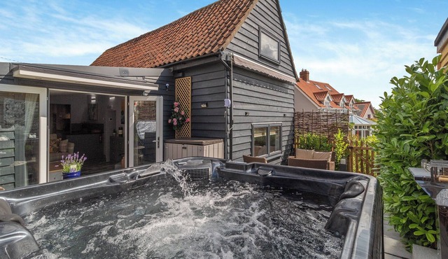 2 bedroom accommodation in Wickhambrook, near Newmarket