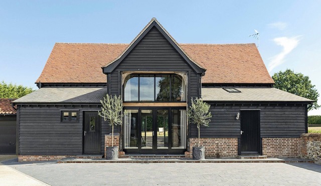 2 bedroom accommodation in Coggeshall, near Braintree