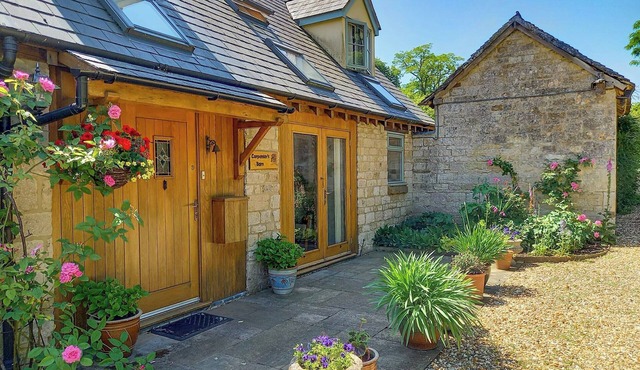 2 bedroom accommodation in Pillerton Hersey, near Shipston-on-Stour