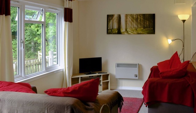 2 bedroom accommodation in Kirkhill, near Beauly