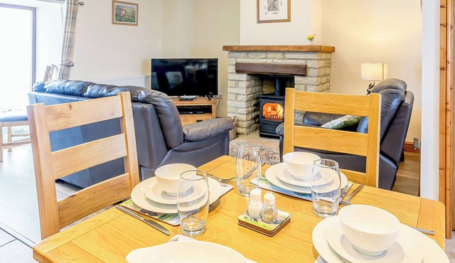 2 bedroom accommodation in Don View, near Dunford Bridge