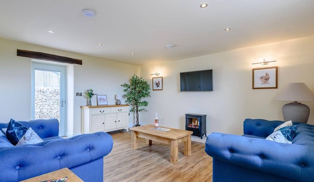 2 bedroom accommodation in Tideswell