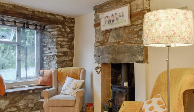 2 bedroom accommodation in Spark Bridge, near Ulvertson