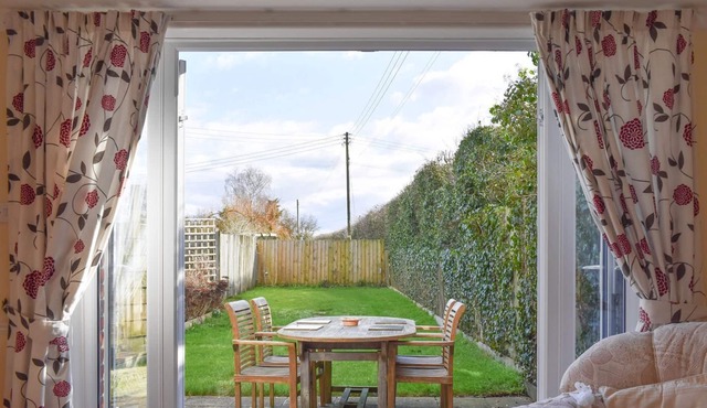 2 bedroom accommodation in Rodgrove, near Buckhorn Weston