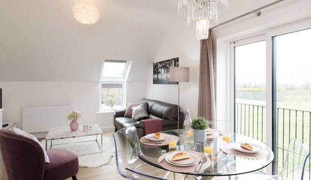 2 bedroom accommodation in Wicklewood, near Wymondham