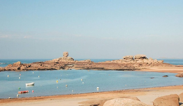 2 bedroom accommodation in Plouguiel