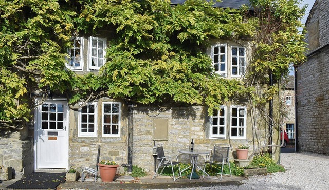 2 bedroom accommodation in Yougrave, near Bakewell