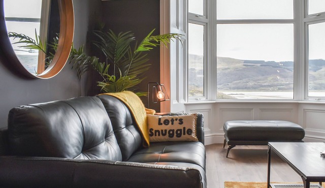 2 bedroom accommodation in Barmouth