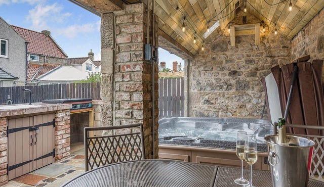 2 bedroom accommodation in Beadnell