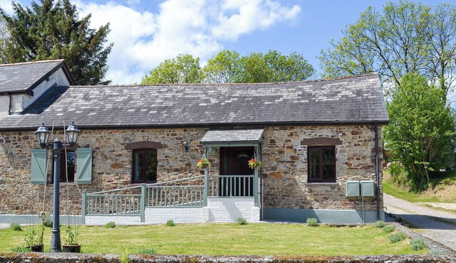2 bedroom accommodation in Buckland Brewer, near Bideford