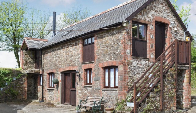 2 bedroom accommodation in Cranford, near Clovelly