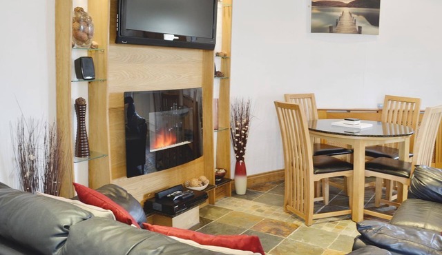 2 bedroom accommodation in Tynlon, near Rhosneigr