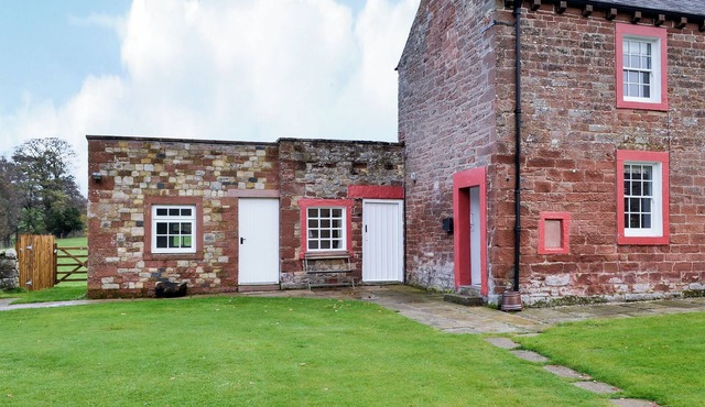 2 bedroom accommodation in Greenwell, near Brampton