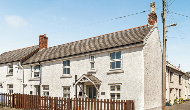 2 bedroom accommodation in Braunton