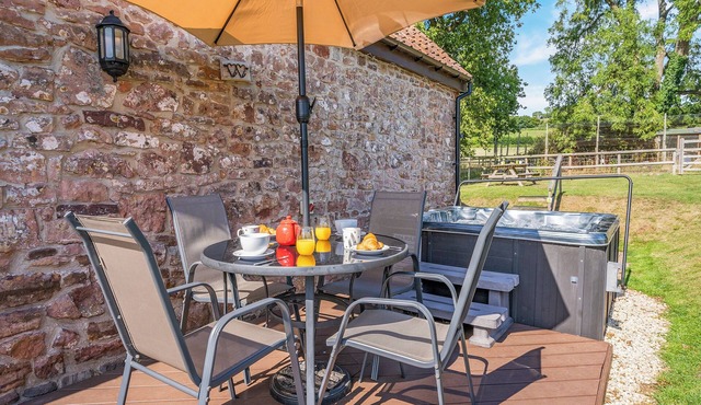 2 bedroom accommodation in Chepstow