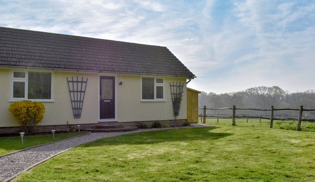 2 bedroom accommodation in Cowbeech, near Hailsham
