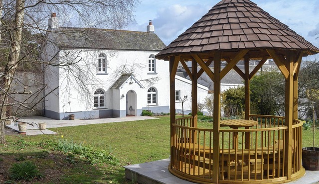 2 bedroom accommodation in Bow, near Crediton