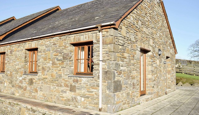 2 bedroom accommodation in Mydroilyn, near Aberaeron