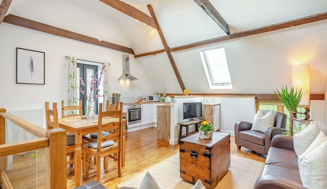 2 bedroom accommodation in Hickling