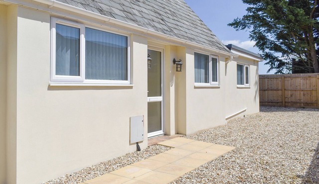 2 bedroom accommodation in Moreton, near Wareham