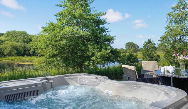 2 bedroom accommodation in Llandeilo