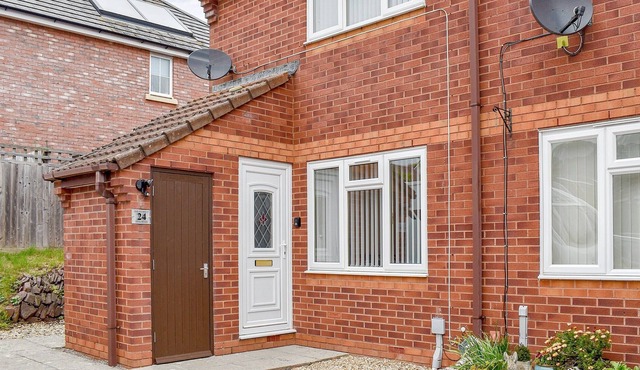 2 bedroom accommodation in Minehead