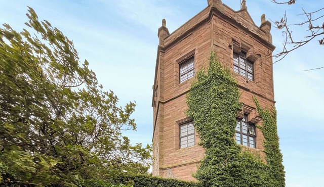 2 bedroom accommodation in Montrose