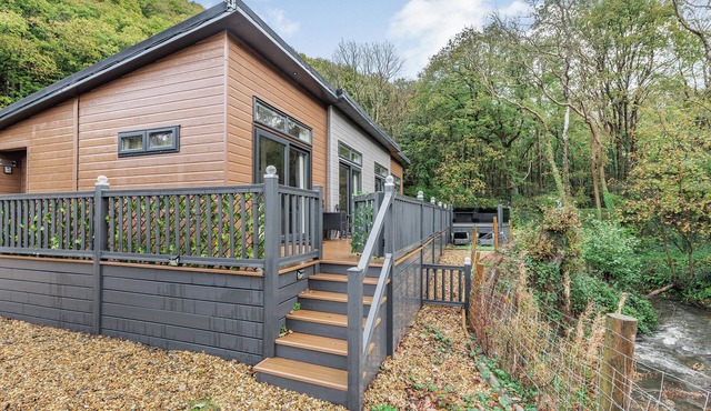 2 bedroom accommodation in New Quay