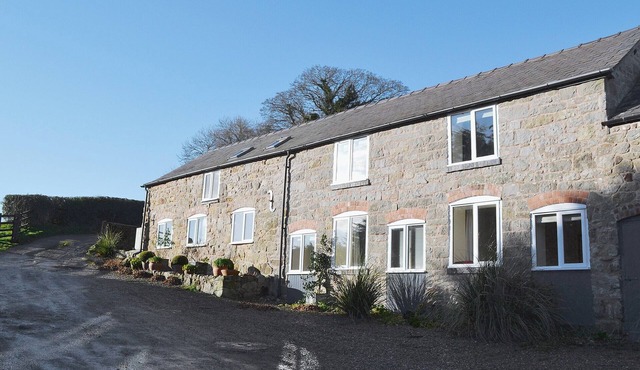 2 bedroom accommodation in Oswestry