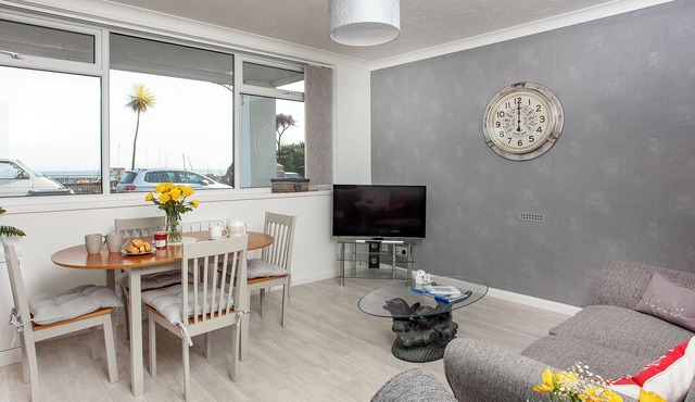 2 bedroom accommodation in Paignton