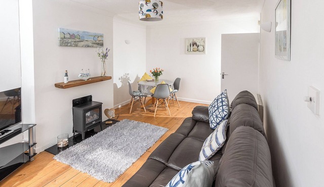 2 bedroom accommodation in Penzance