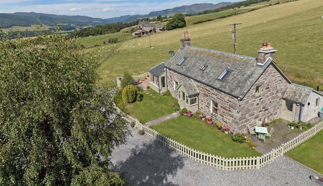 2 bedroom accommodation in Pitlochry