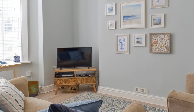 2 bedroom accommodation in Sandgate