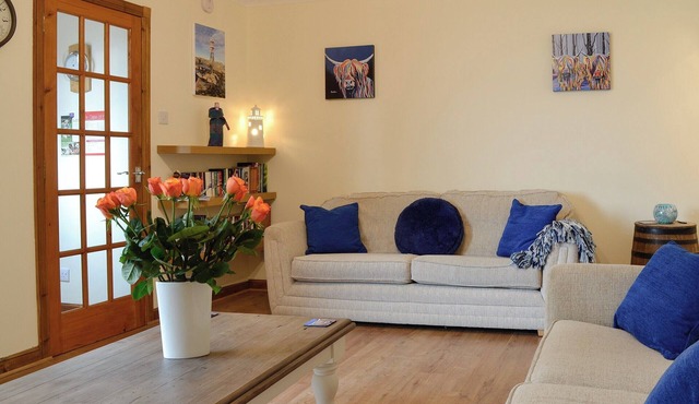 2 bedroom accommodation in Inverallochy, near Fraserburgh