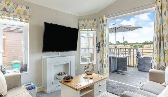 2 bedroom accommodation in Charlton Adam, Somerton