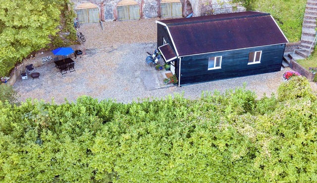 2 bedroom accommodation in Steyning