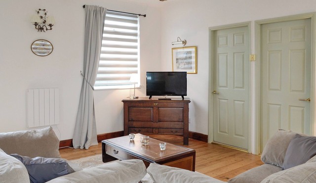 2 bedroom accommodation in Drummore, near Stranraer