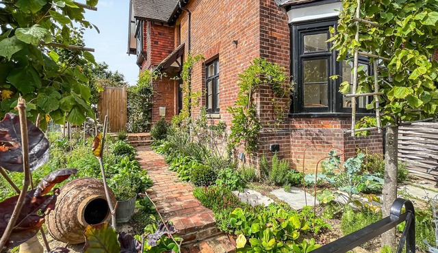 2 bedroom accommodation in Ticehurst, near Battle